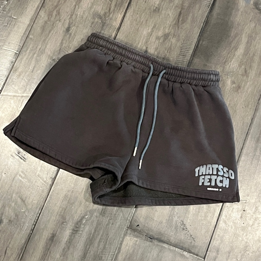 That’s So Fetch Series 5 Shorts in 
Charcoal - Size Medium
